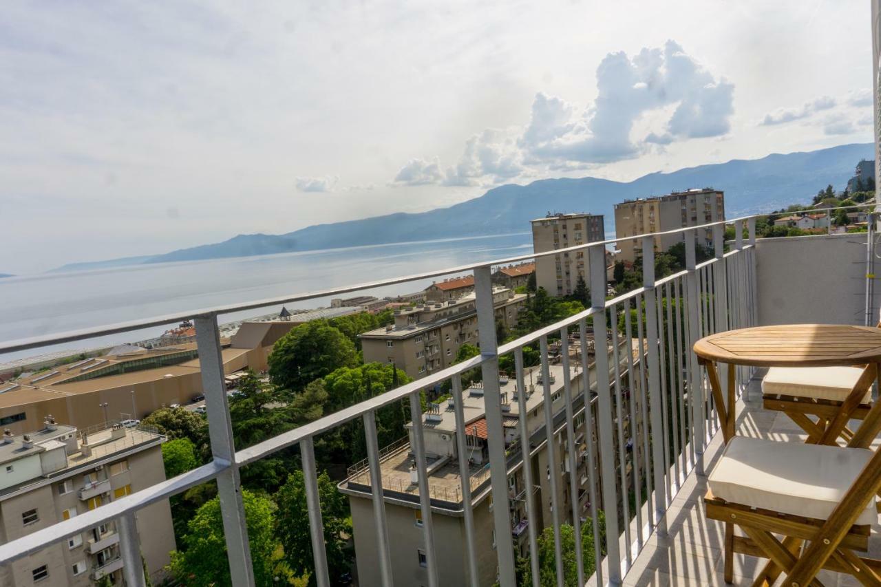 Apartman Ztc Rijeka Exterior foto