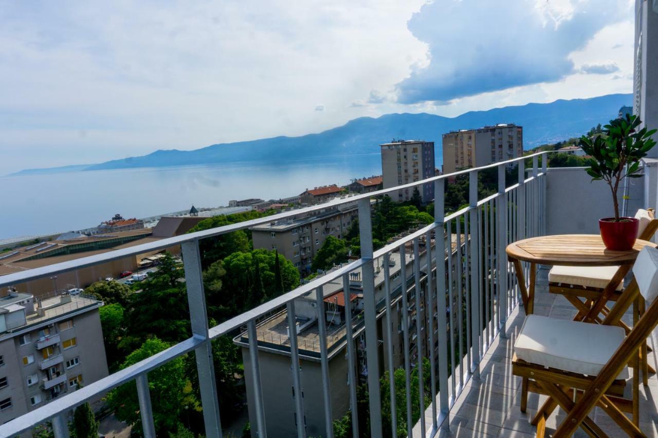 Apartman Ztc Rijeka Exterior foto